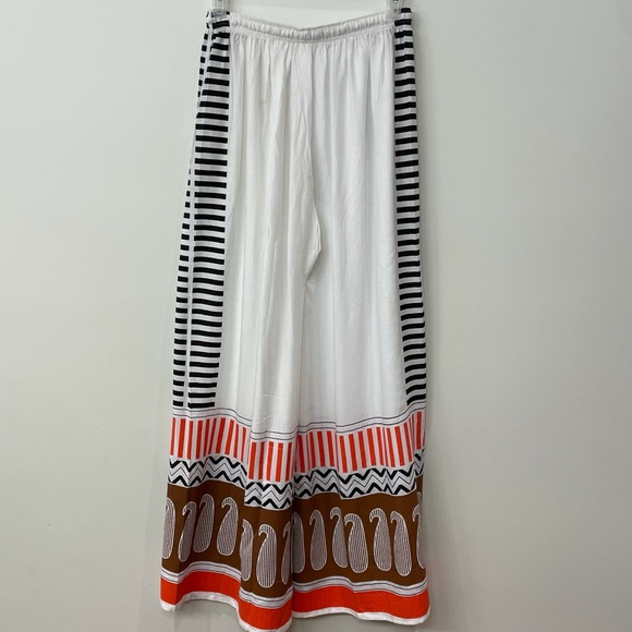 Patterned Pants, Wide Leg, no Size Tag - Picture 2 of 3